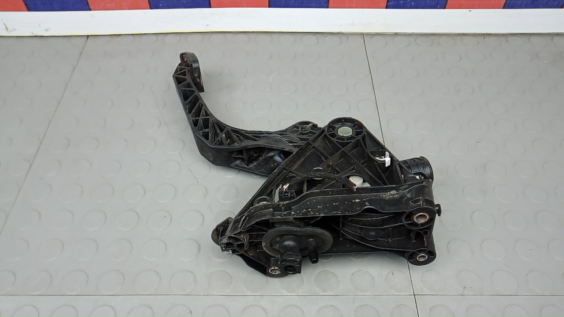 Педаль газа Nissan Qashqai J11