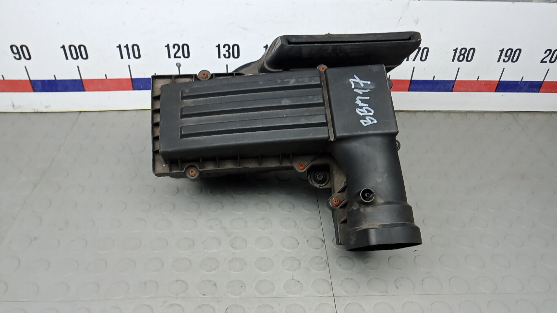 Корпус воздушного фильтра Seat Alhambra 7N