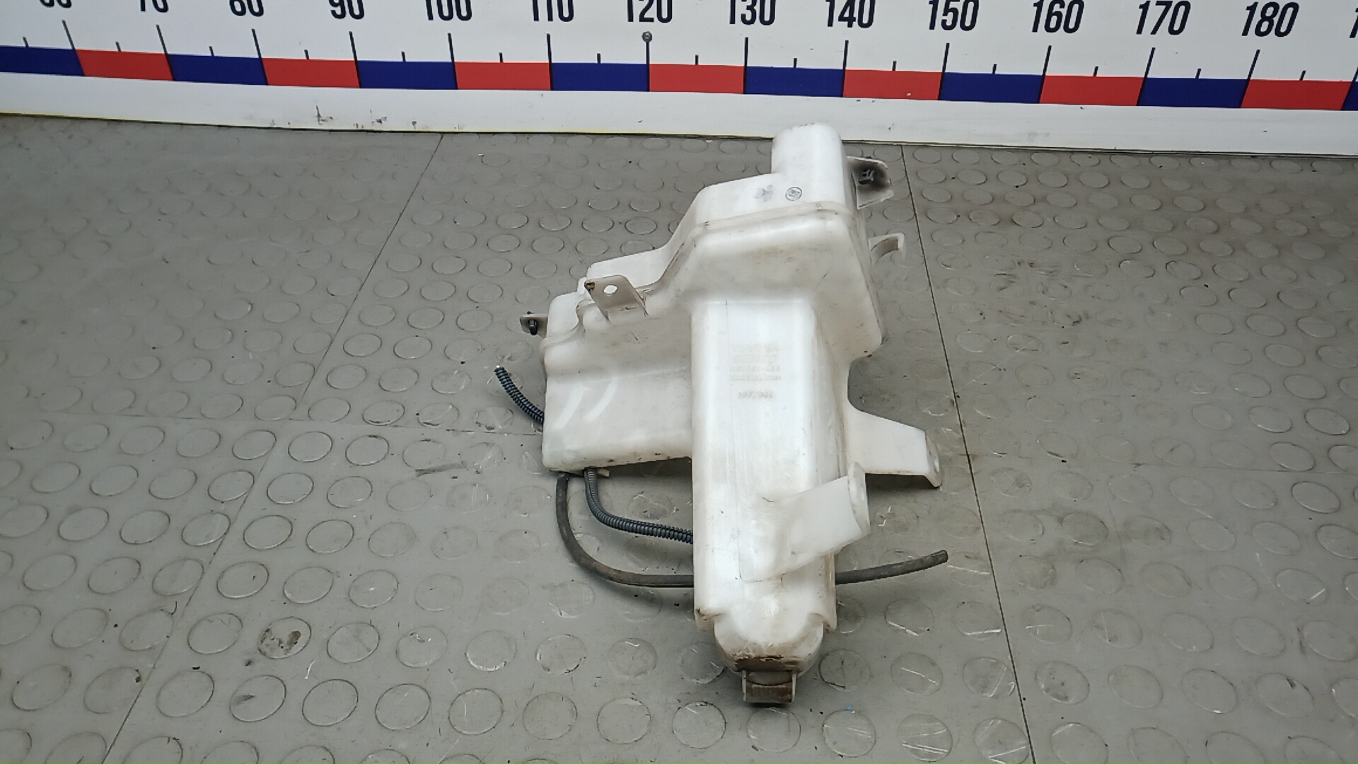 Бачок омывателя Toyota RAV4 CA40