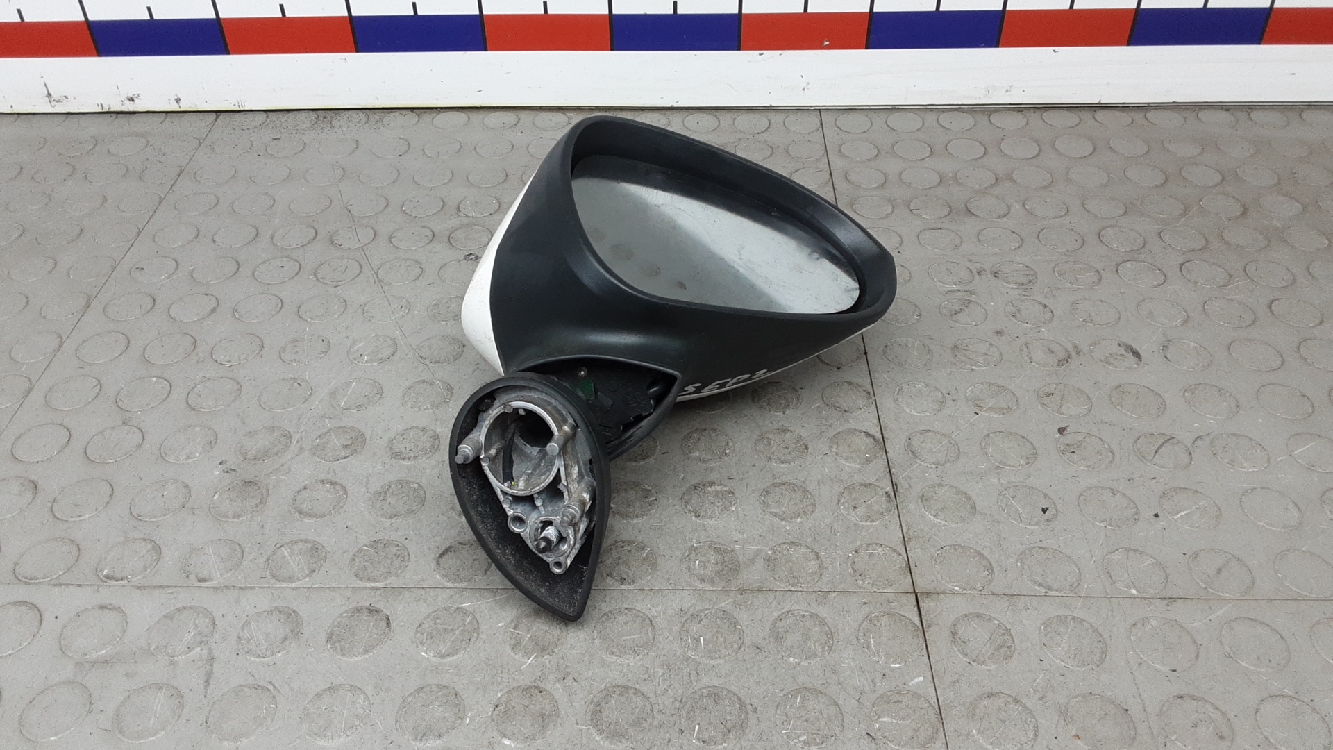 Зеркало наружное правое Seat Ibiza 4