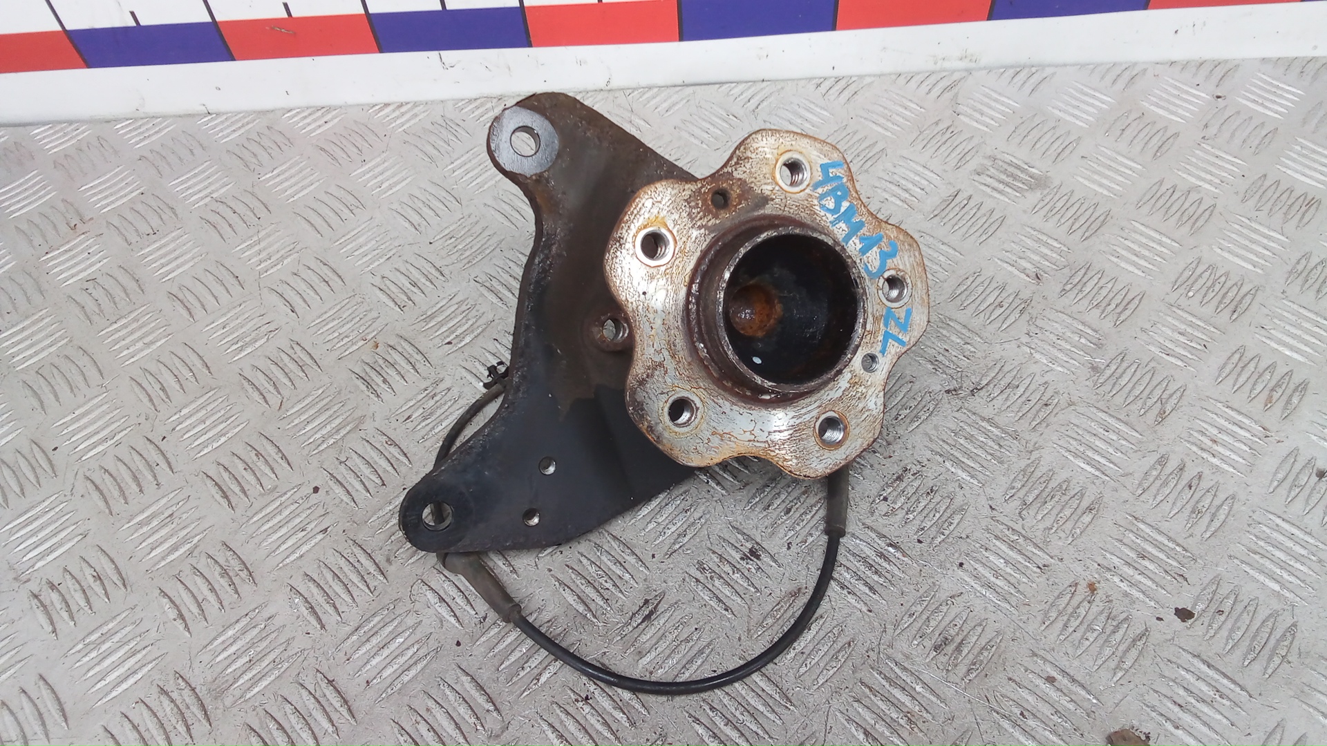 Ступица задняя левая Nissan Qashqai J11