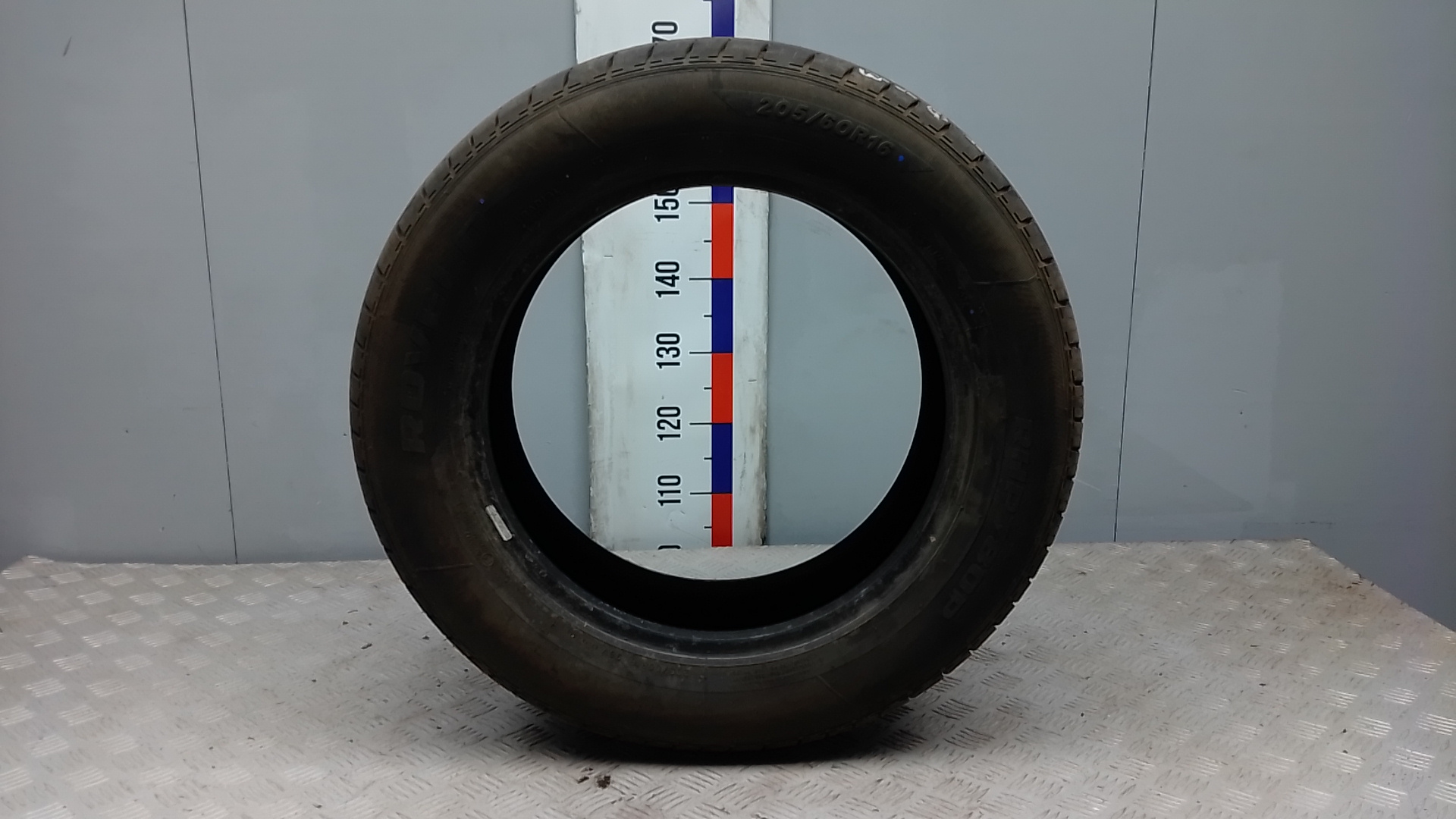 Шина Hyundai i40