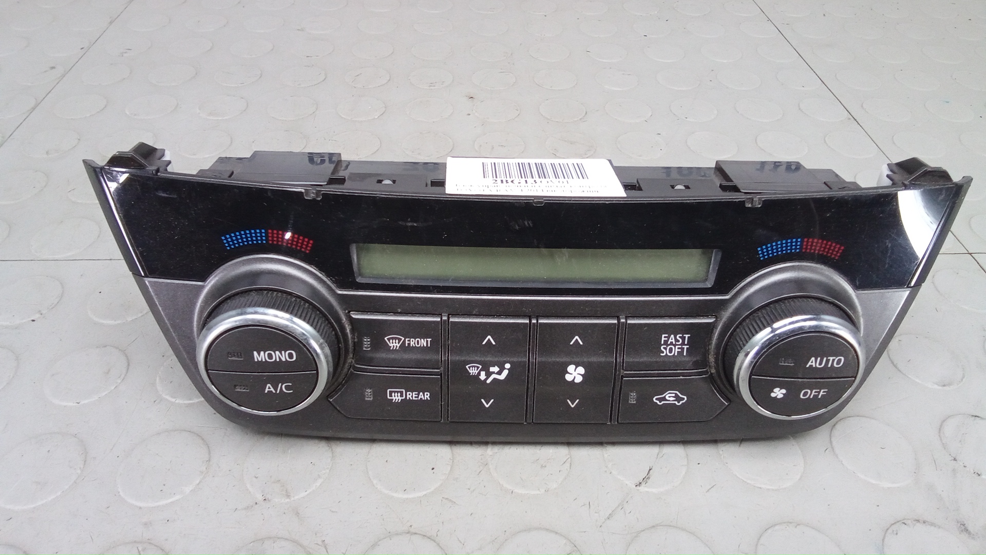 Блок управления печки и климат-контроля Toyota RAV4 CA40
