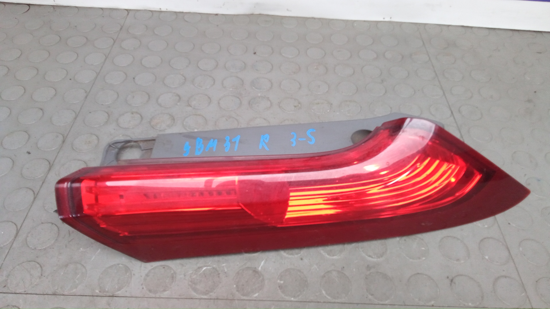 Фонарь правый 3-5 двери Honda CR-V 4