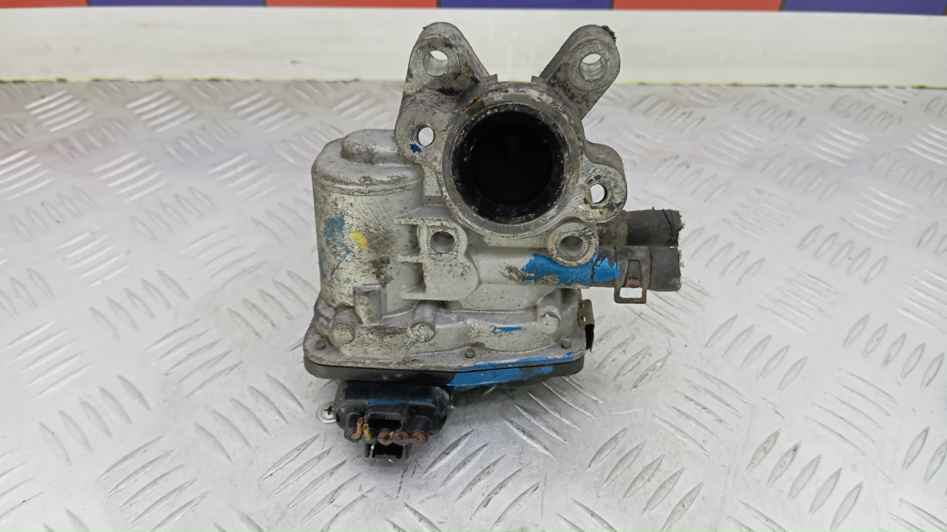 Клапан EGR дизельный Nissan Pathfinder