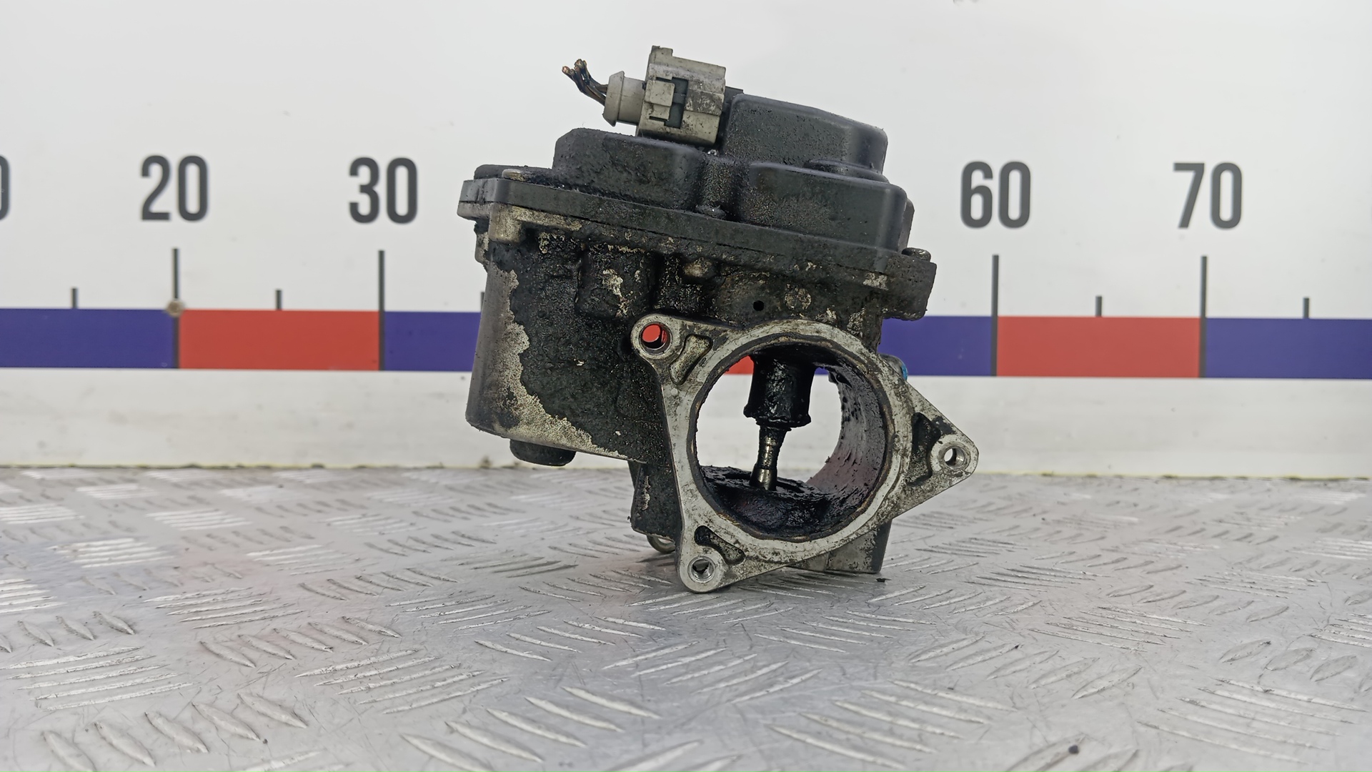 Клапан EGR дизельный Volkswagen Passat