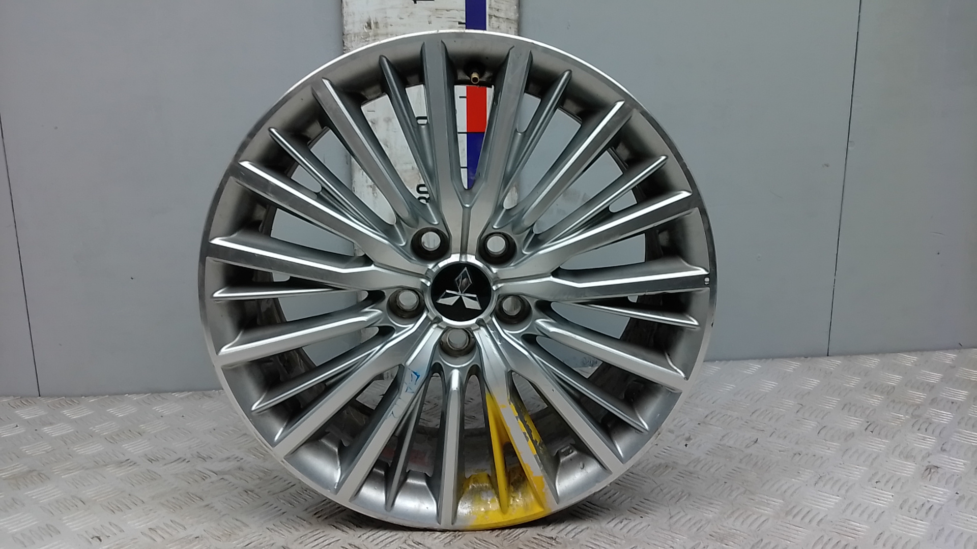 Диск литой Mitsubishi Outlander 3 GF0W
