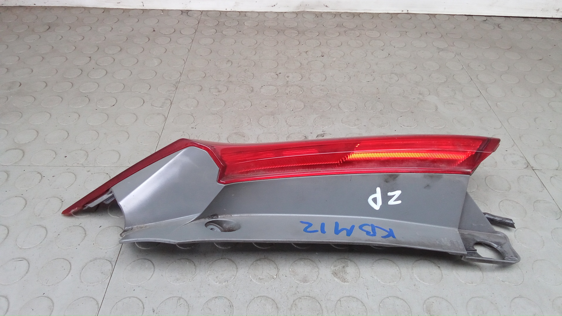 Фонарь задний правый Honda CR-V 4