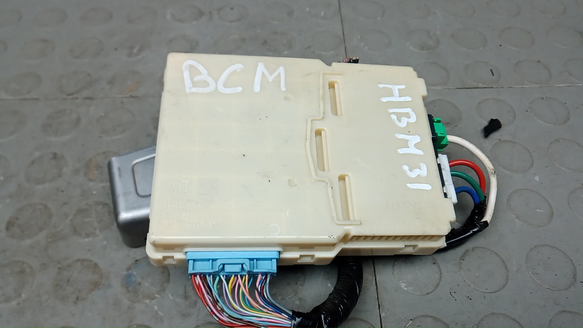 Блок бортовой сети (блок управления BCM) Honda CR-V 4