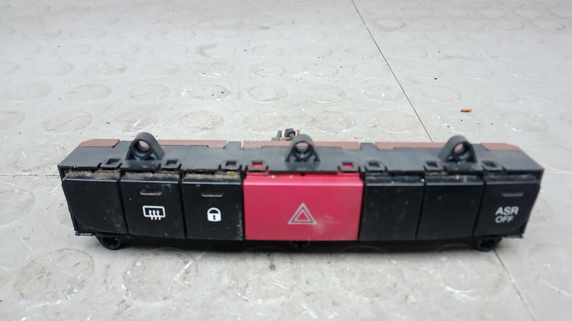 Кнопка аварийки Peugeot Boxer 3