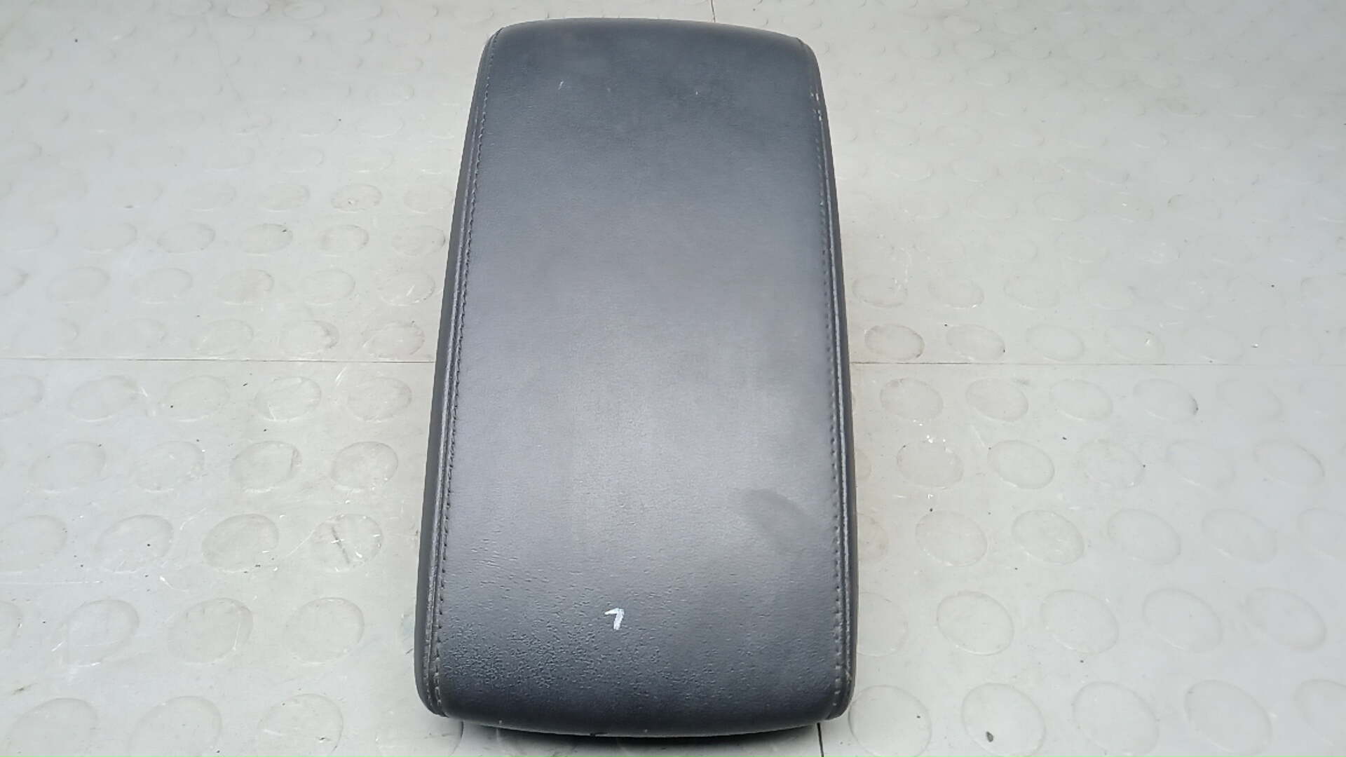 крышка подлокотника Suzuki SX4 2