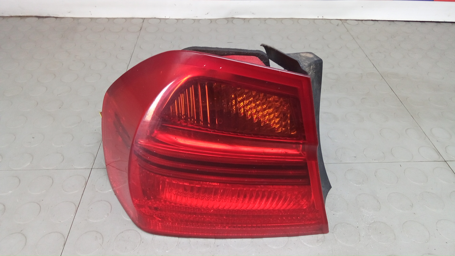 Фонарь задний левый BMW 3 Series E90/E91