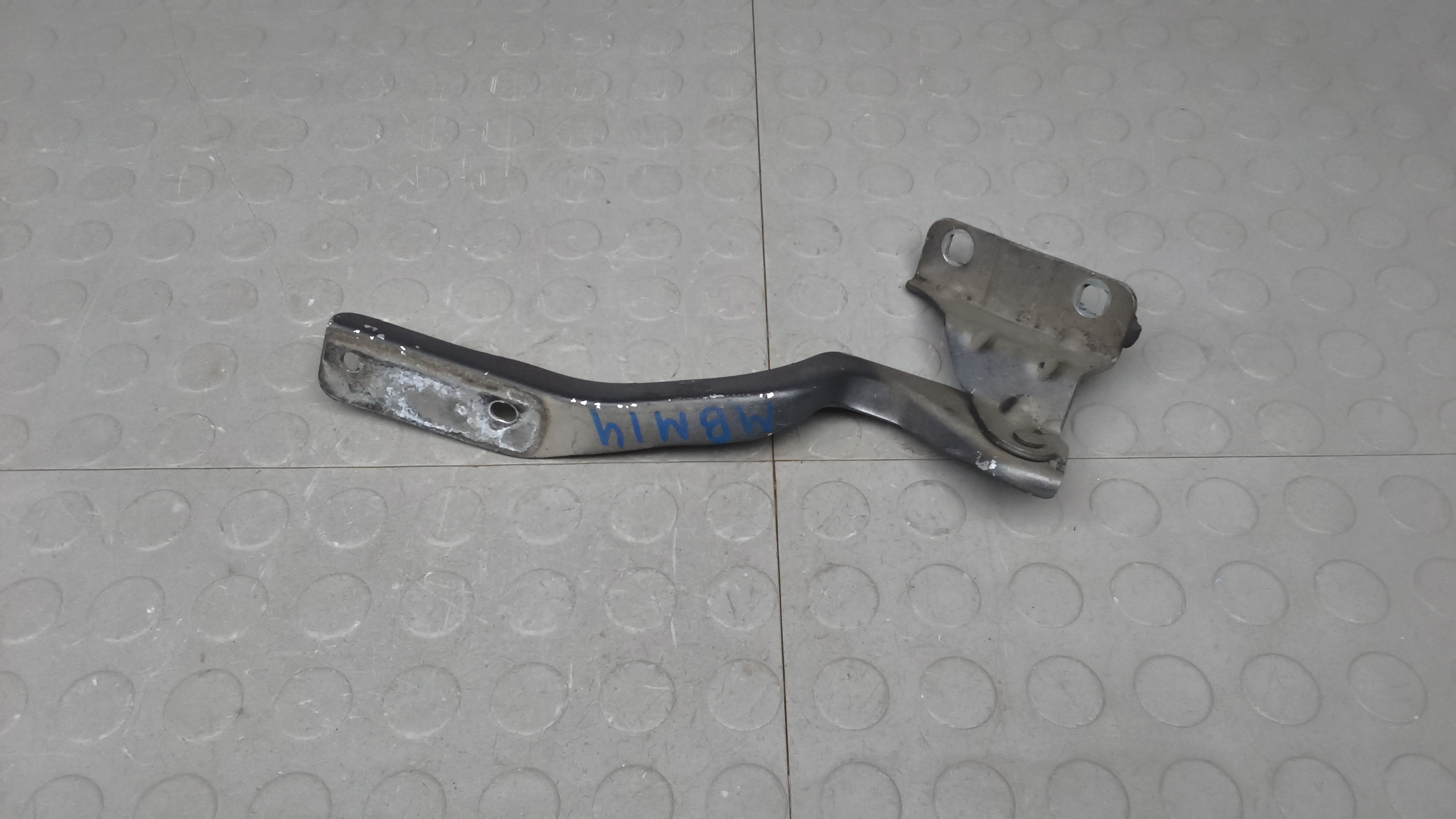 Петля капота Nissan Qashqai J10