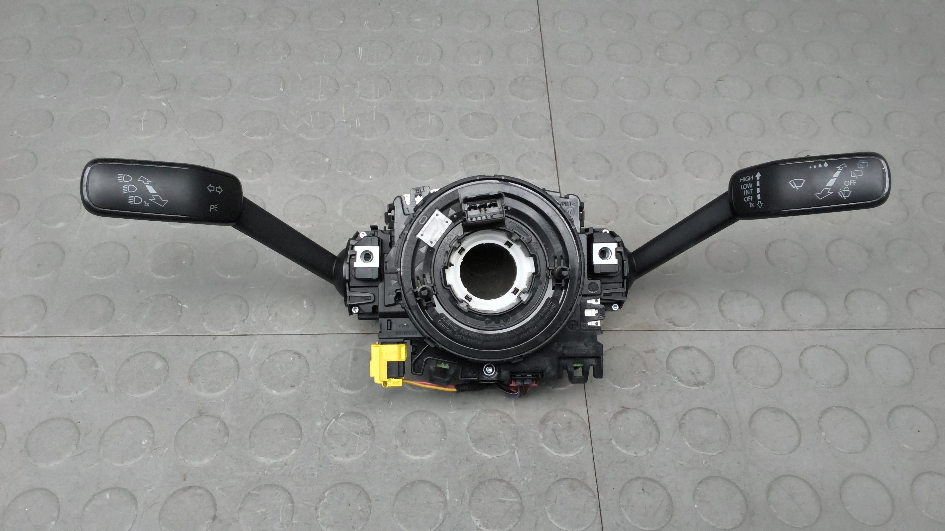 Переключатель поворотов и дворников (стрекоза) Seat Leon 3