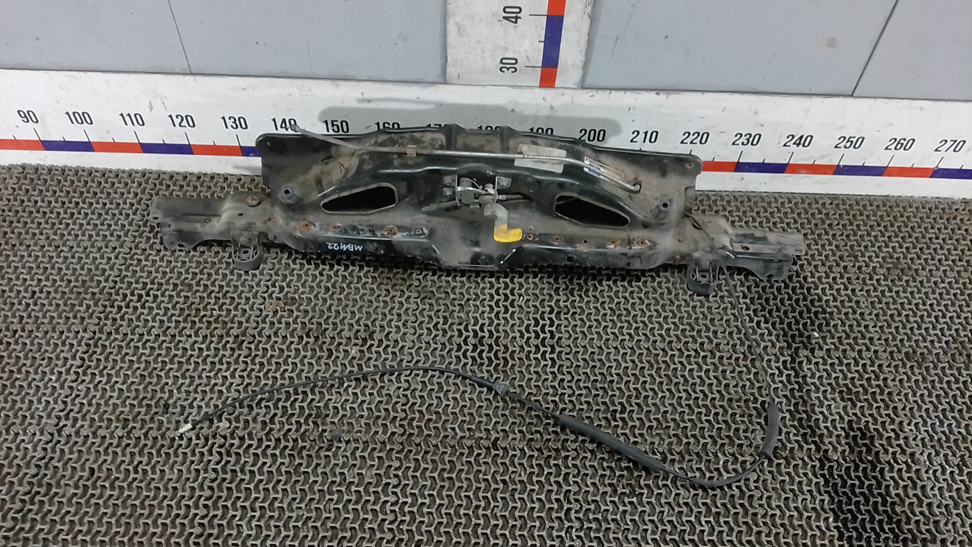 Рамка капота Peugeot Boxer 3