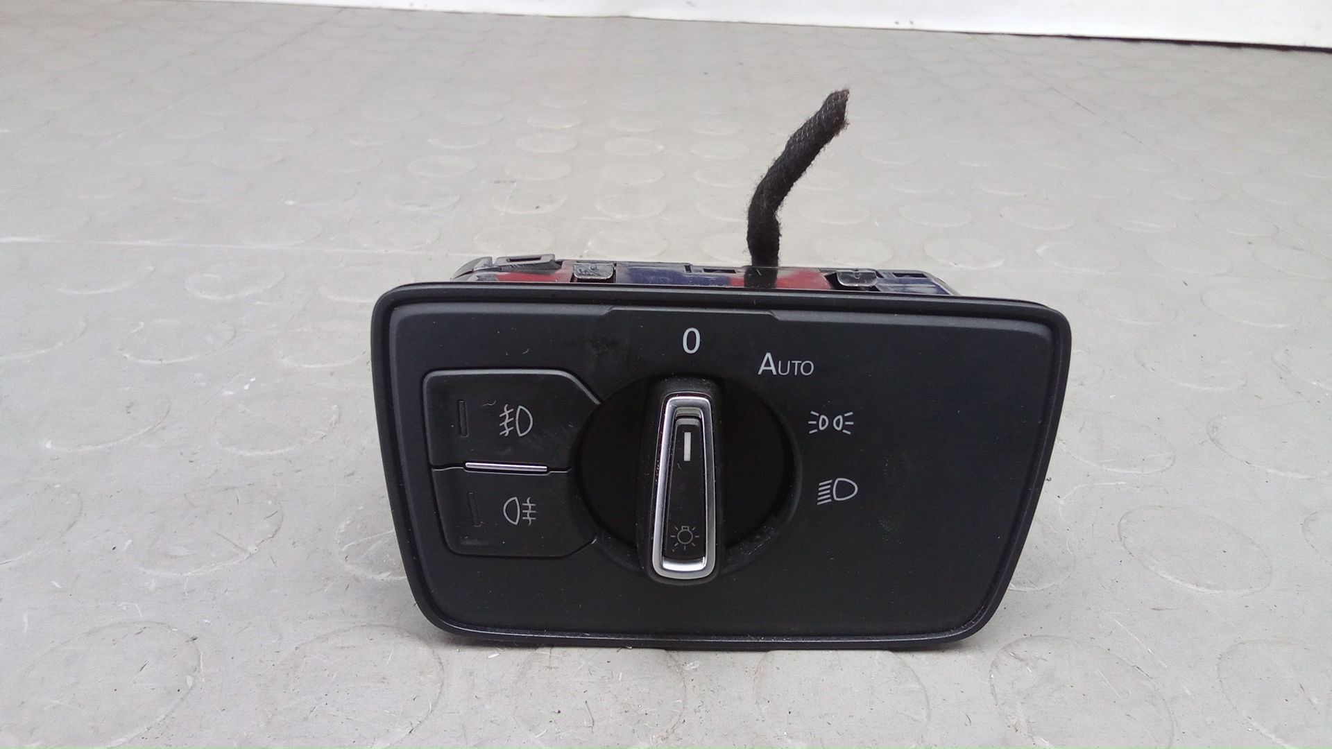 Переключатель света Volkswagen Passat B8