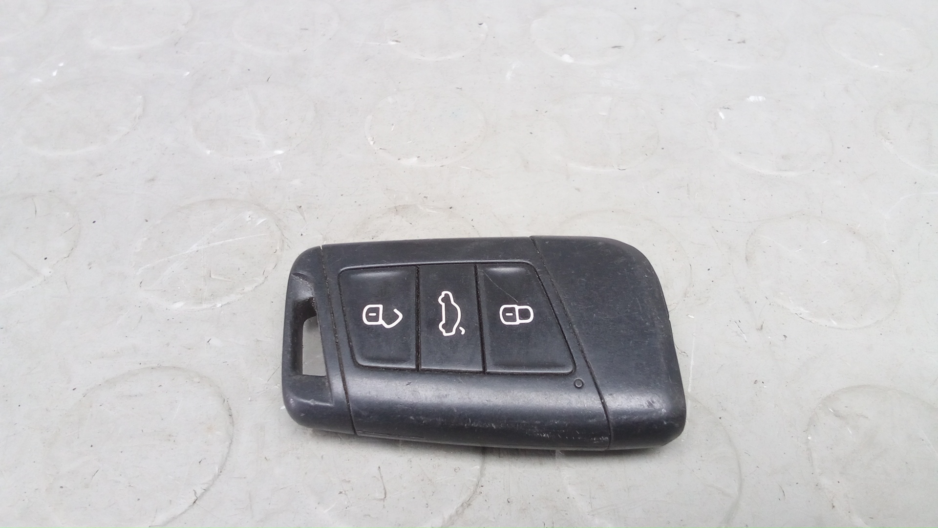Ключ (карточка) Volkswagen Passat B8