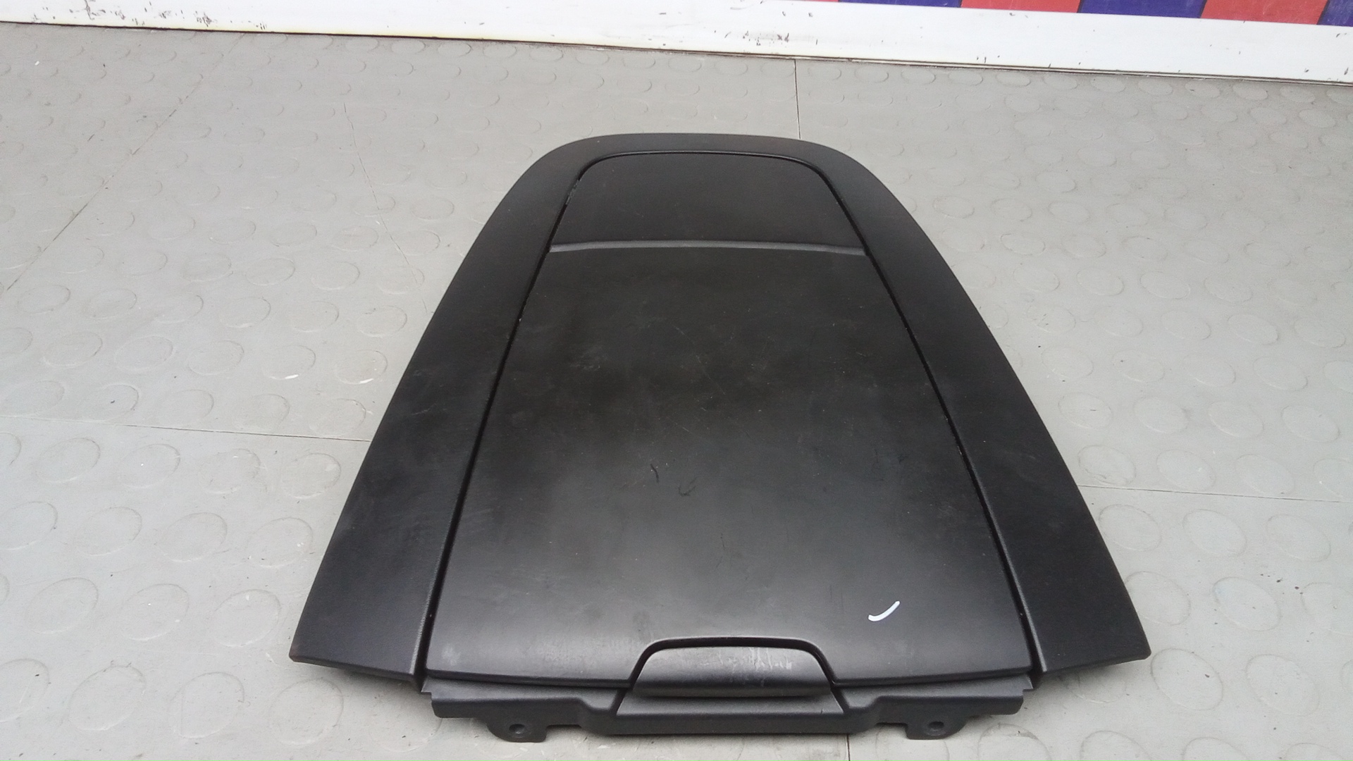 Бардачок (вещевой ящик) Ford Galaxy 3