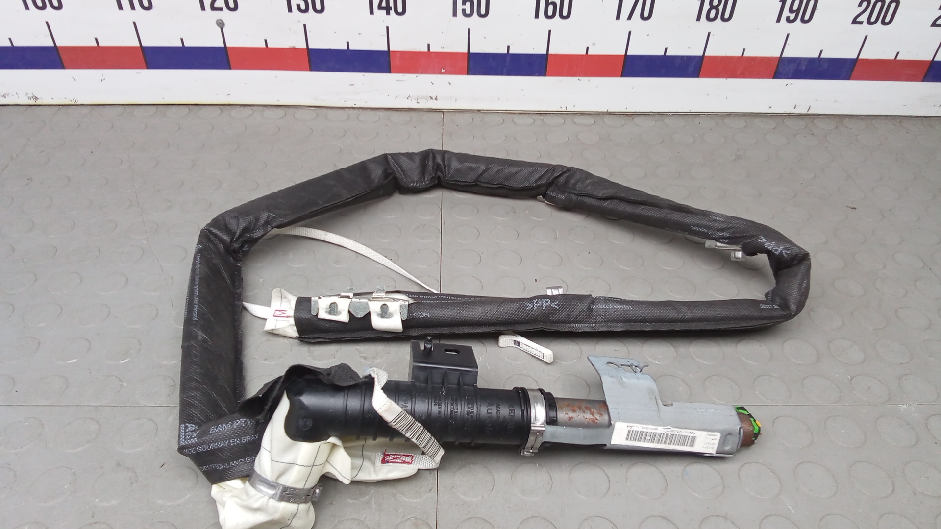 Шторка безопасности Nissan Qashqai J10