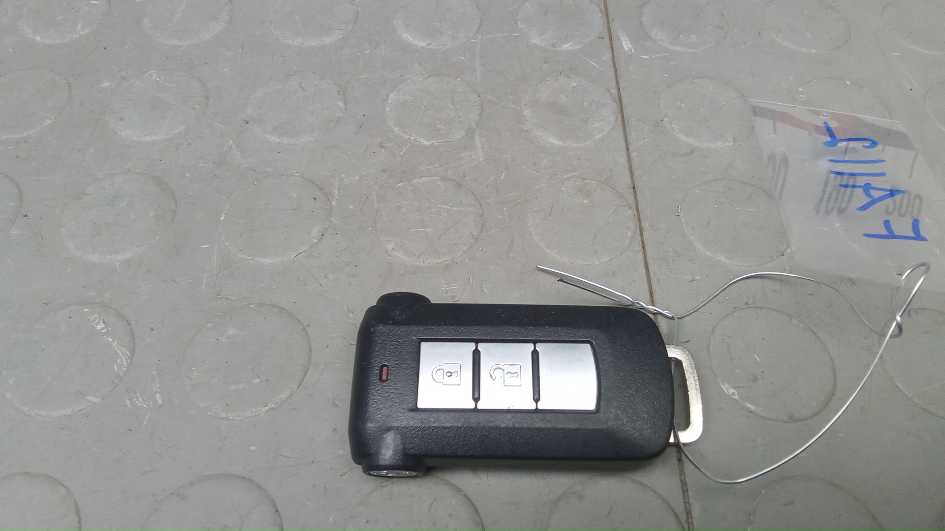 Ключ (карточка) Mitsubishi Outlander 3 GF0W