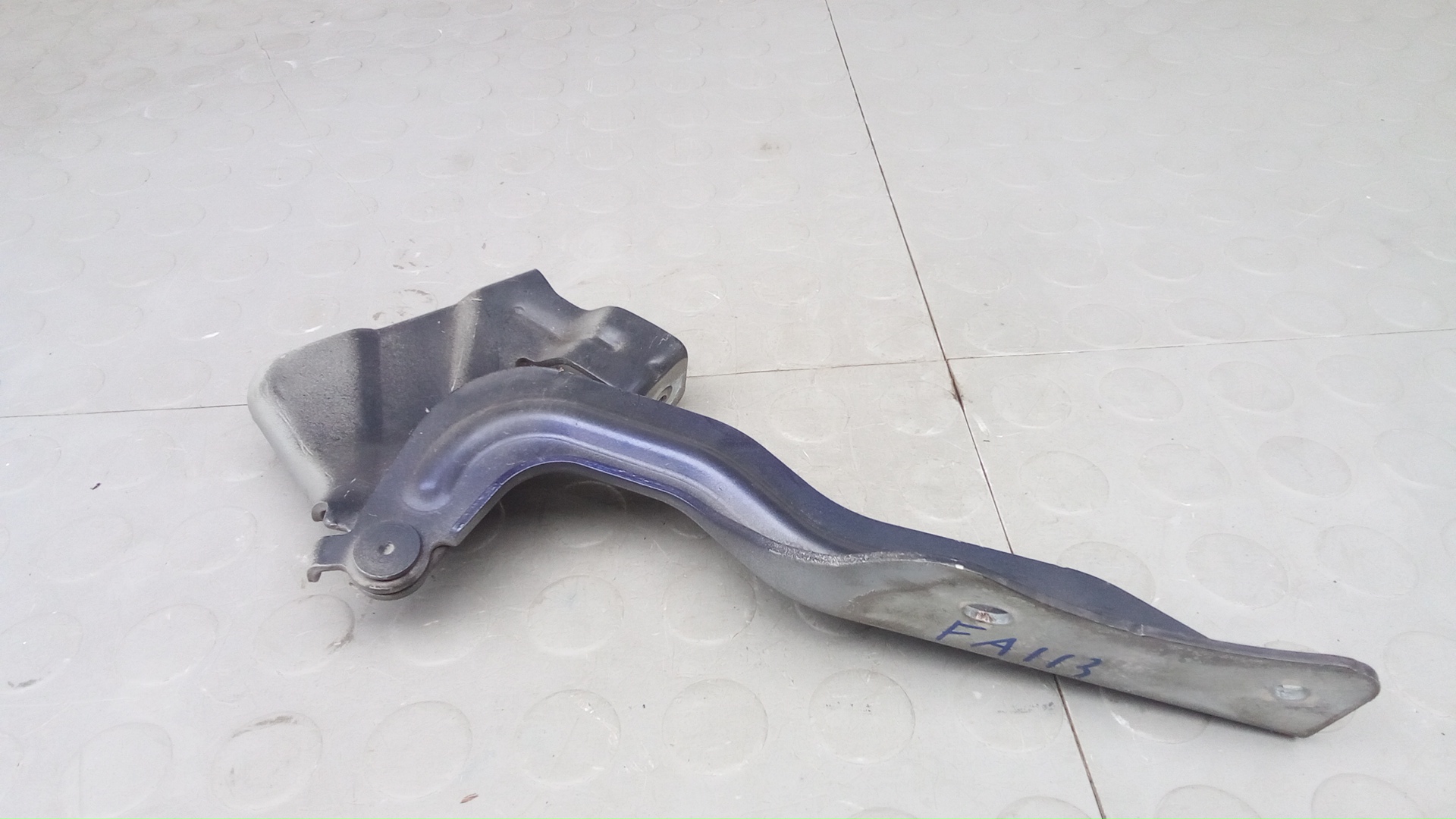Петля капота Nissan Qashqai J11