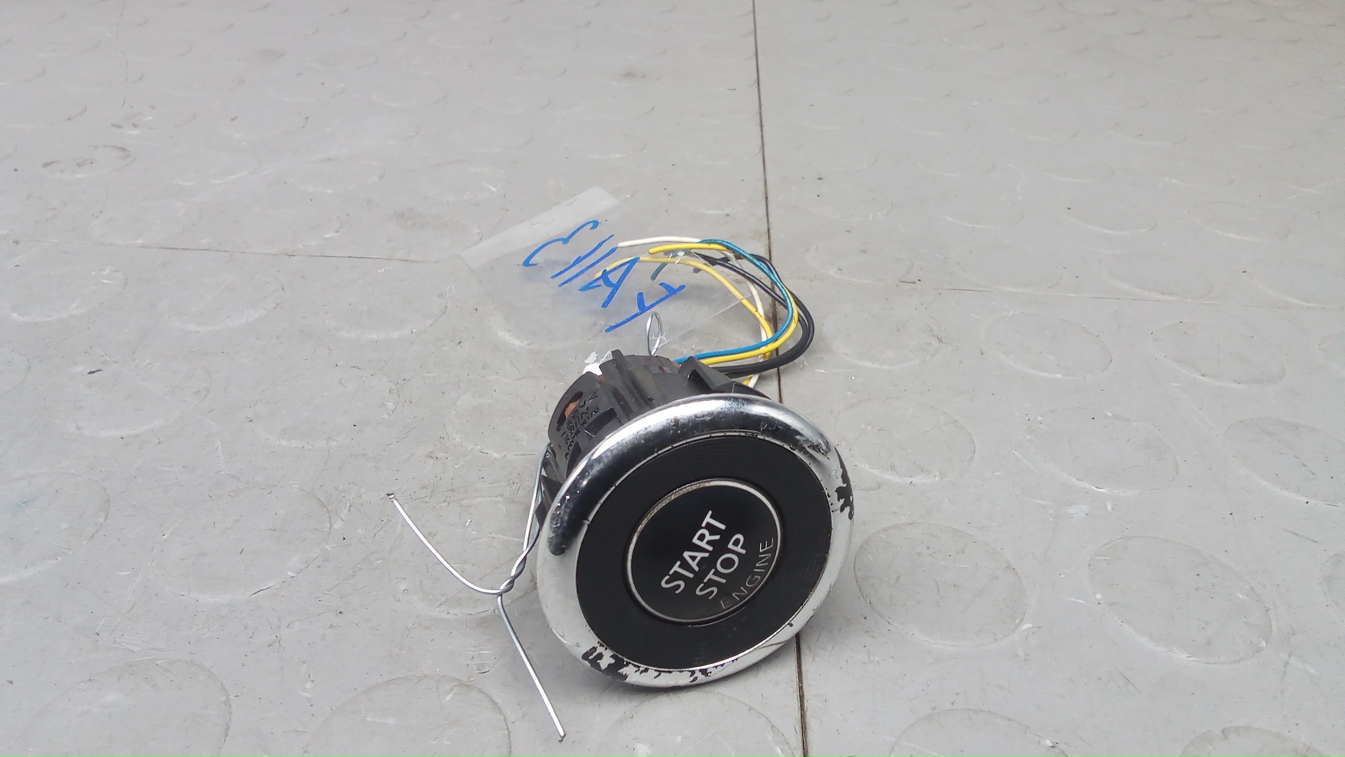 Кнопка запуска двигателя Nissan Qashqai J11