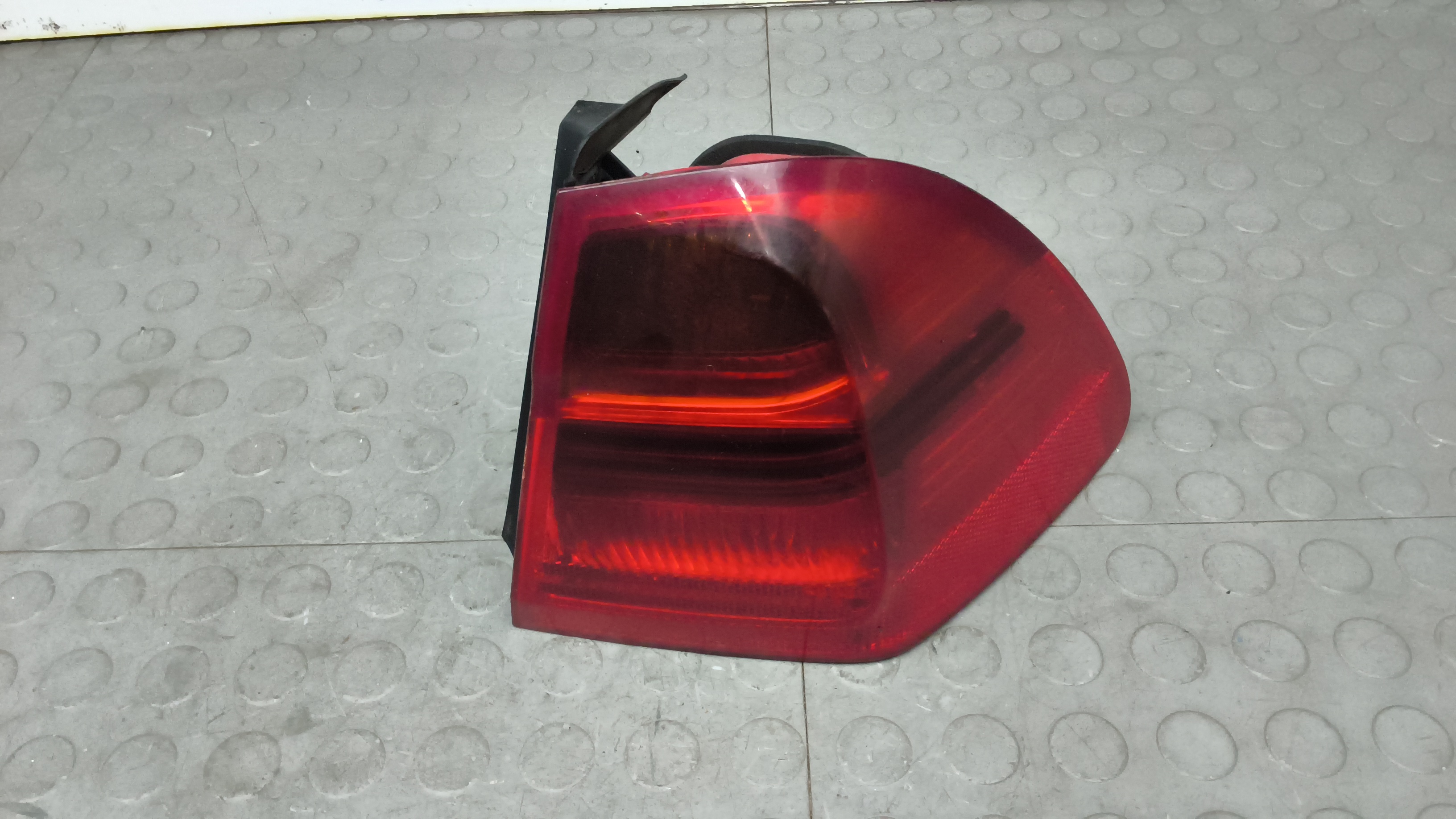 Фонарь задний правый BMW 3 Series E90/E91