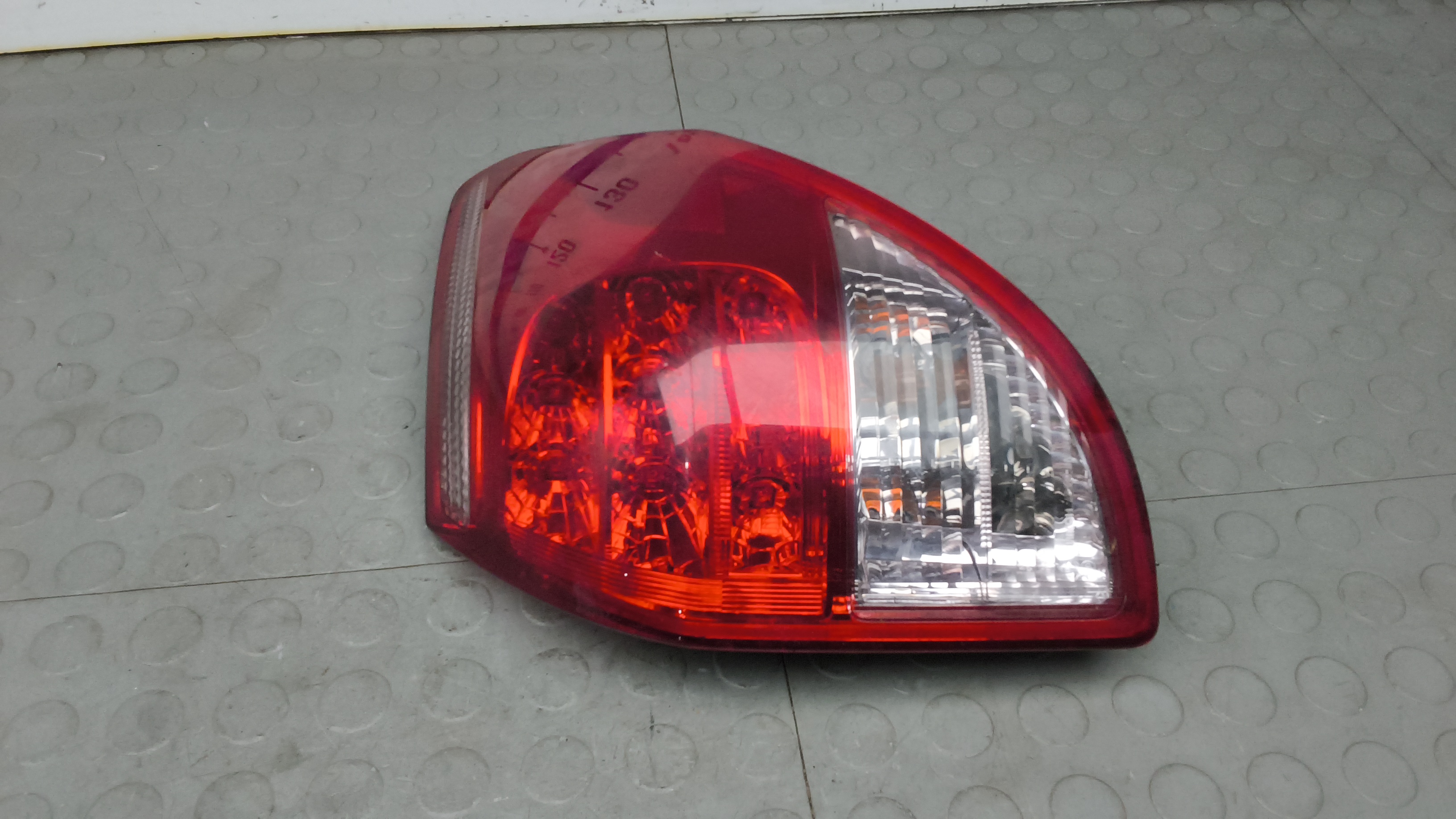 Фонарь задний правый Toyota RAV4 XA30
