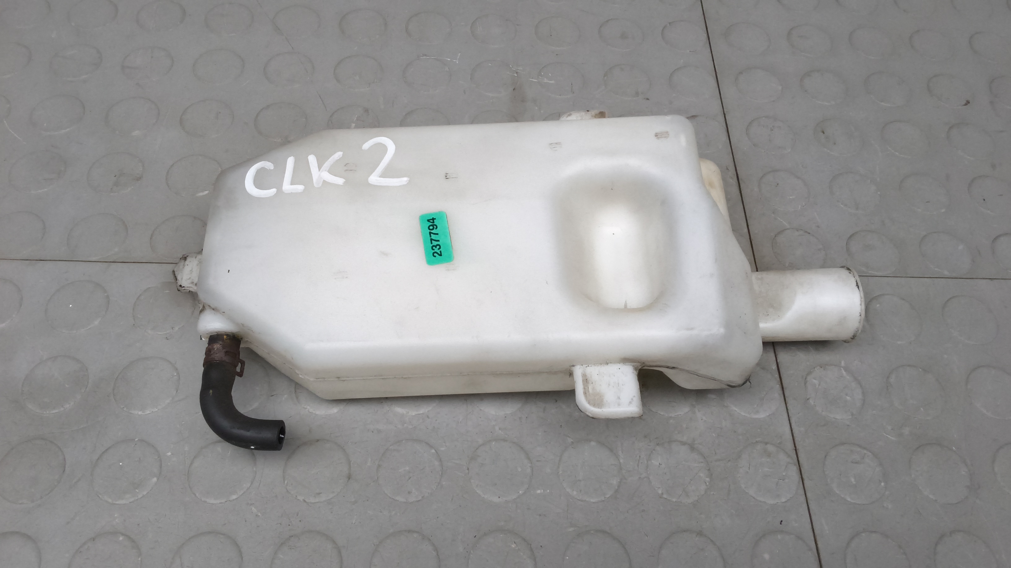 Бачок омывателя Suzuki SX4 2