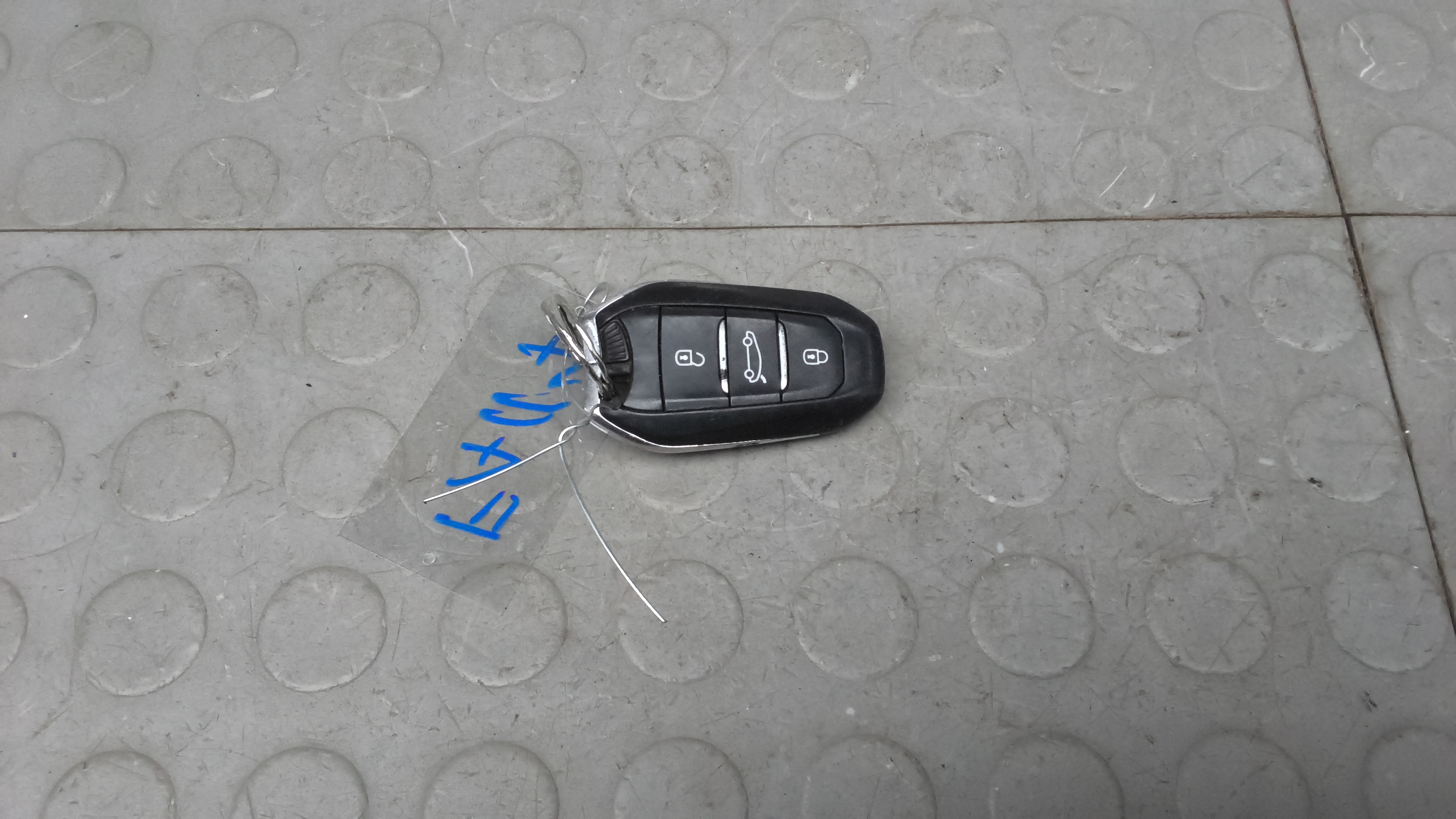 Ключ (карточка) Citroen C4 Grand Picasso 2