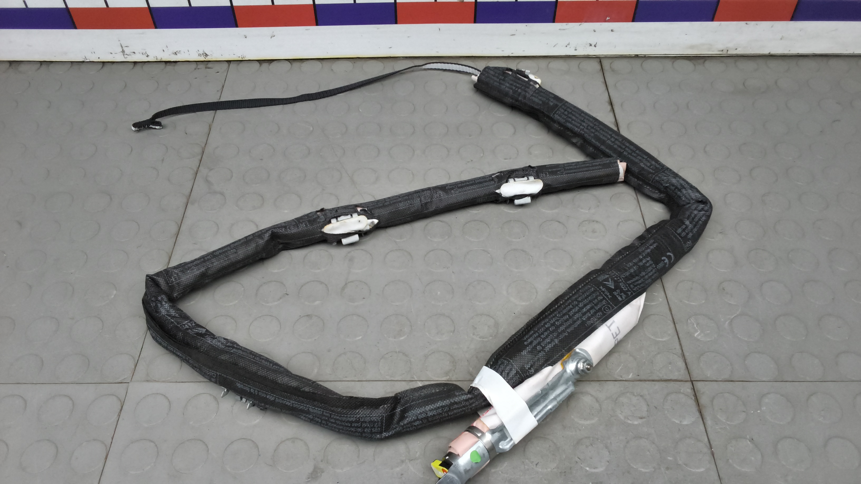 Шторка безопасности Citroen C4 Grand Picasso 2