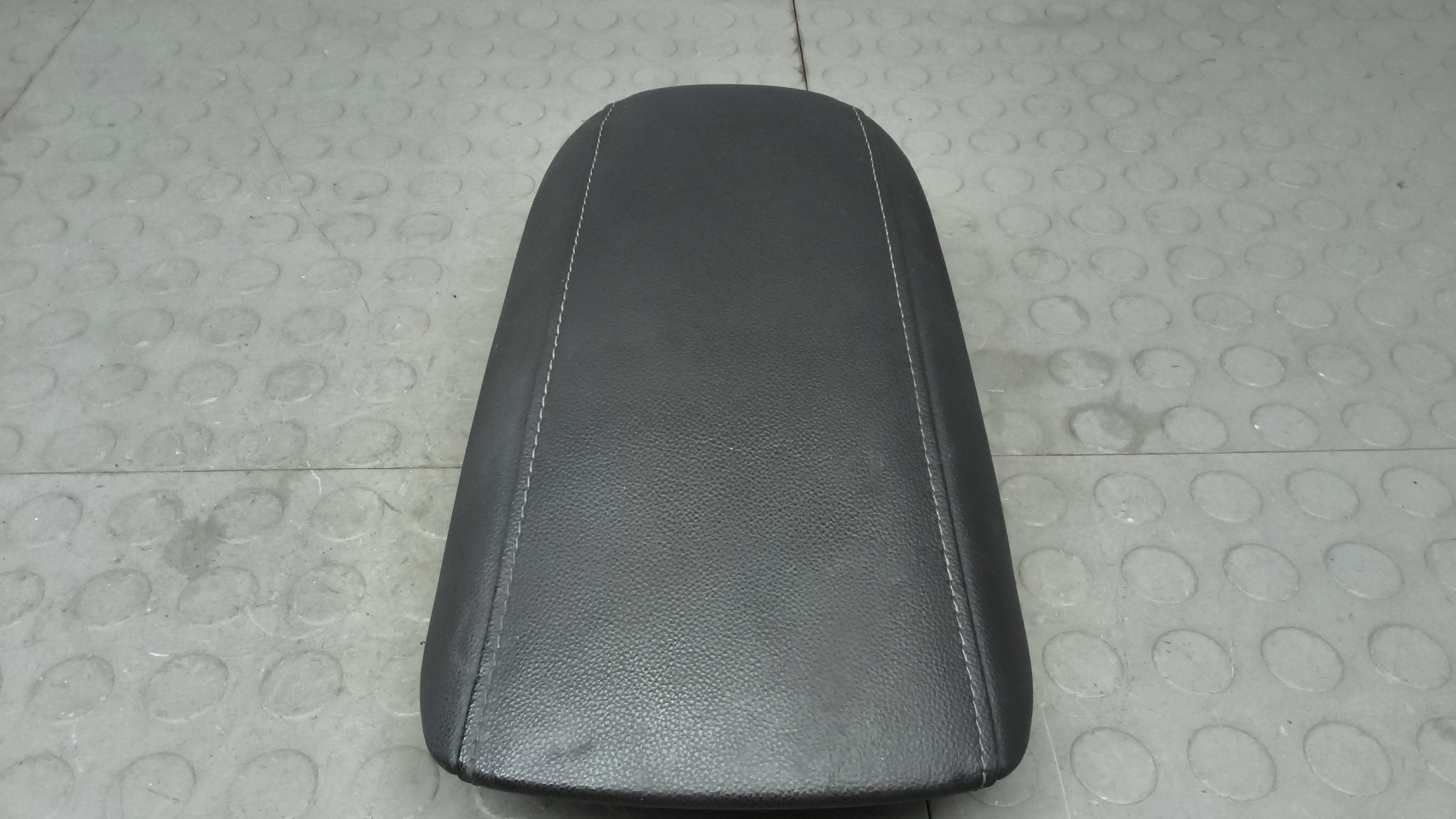 крышка подлокотника Ford Mondeo 5