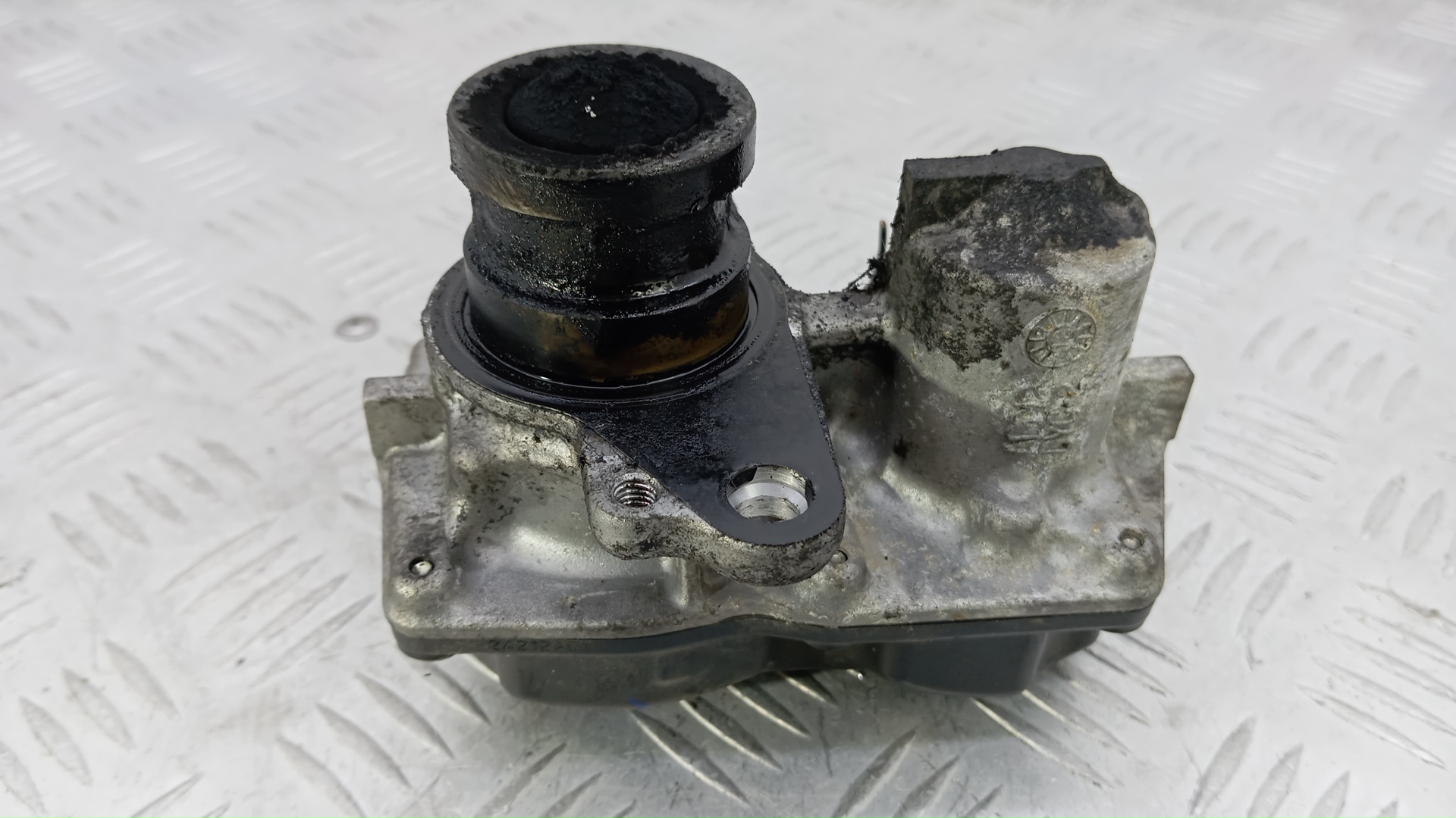 Клапан EGR дизельный Nissan Qashqai