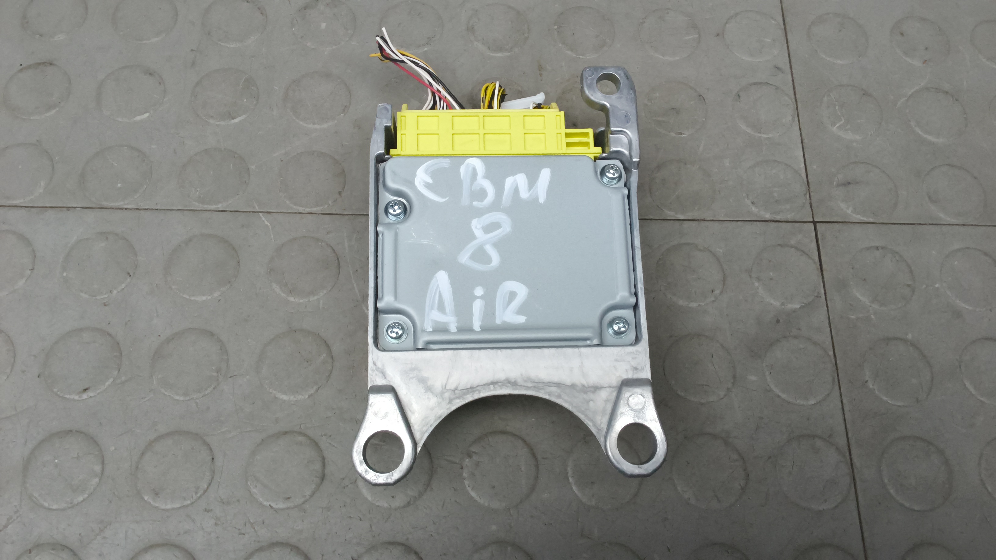 Блок управления airbag Toyota Prius XW50