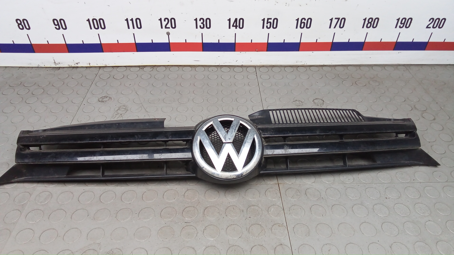 Решетка радиатора Volkswagen Golf 6