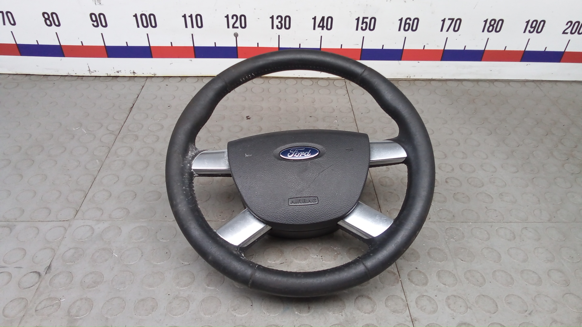 Руль Ford Kuga 1