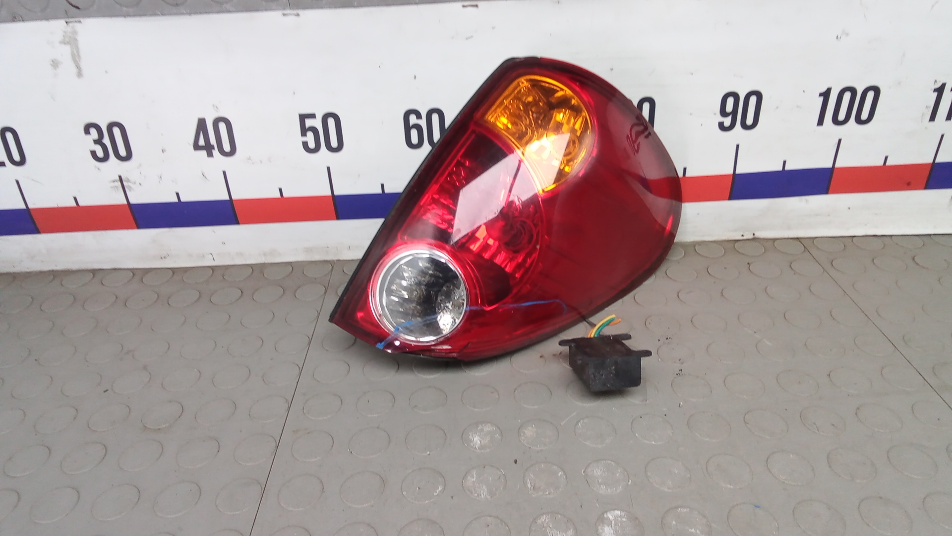 Фонарь задний правый Mitsubishi L200 K4T