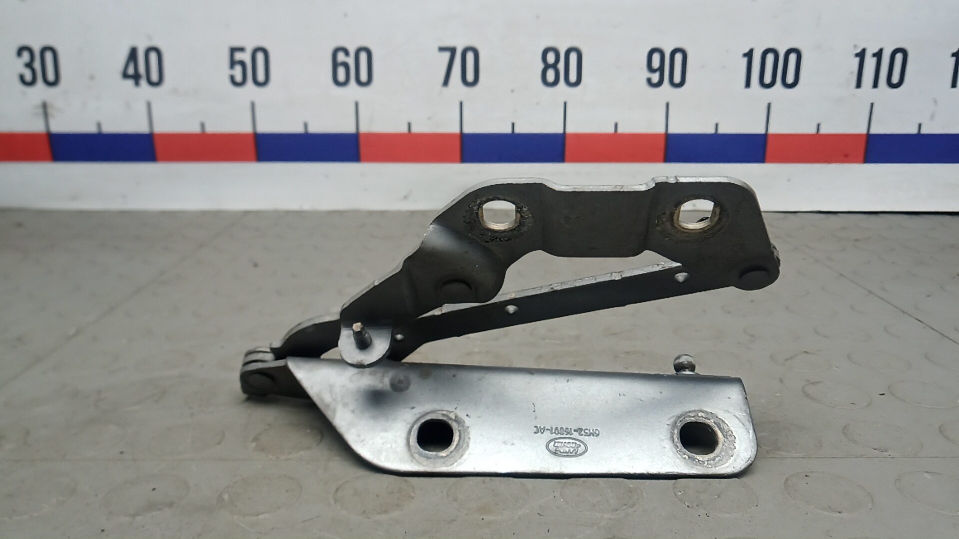 Петля капота Land Rover Freelander 2