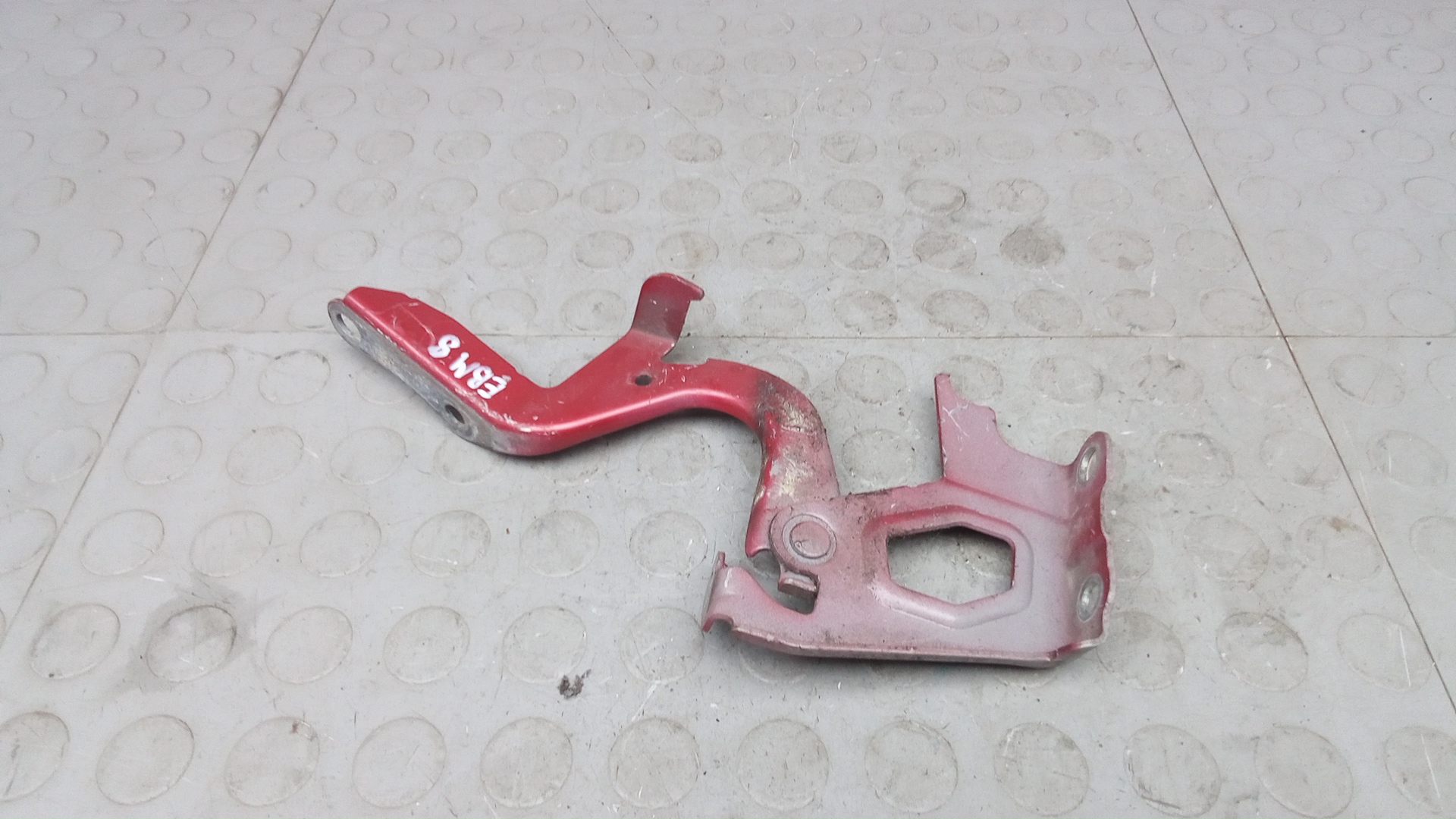 Петля капота Toyota RAV4 CA40
