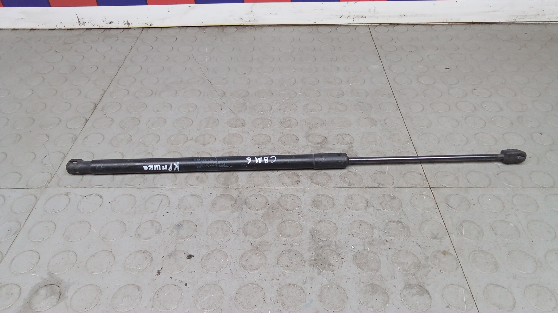Амортизатор 3-5 двери Volkswagen Passat B8