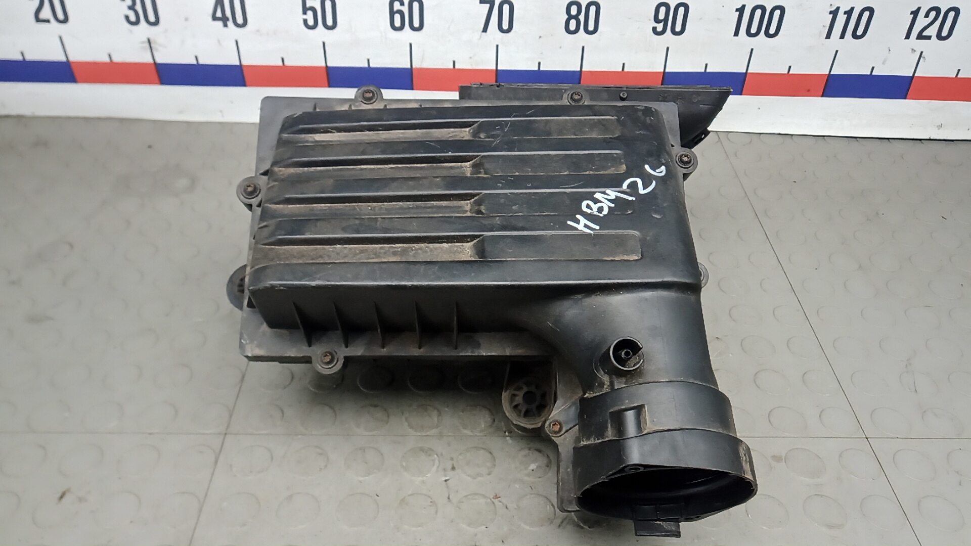 Корпус воздушного фильтра Volkswagen Passat B8