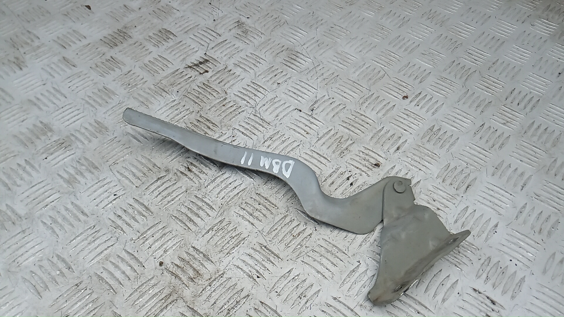 Петля капота Nissan Qashqai J10 +2