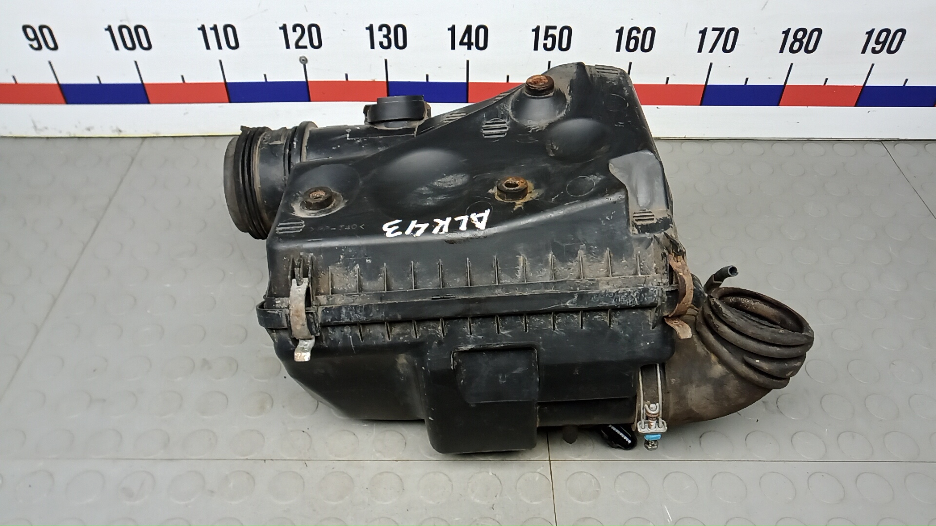 Корпус воздушного фильтра Toyota Land Cruiser Prado J120