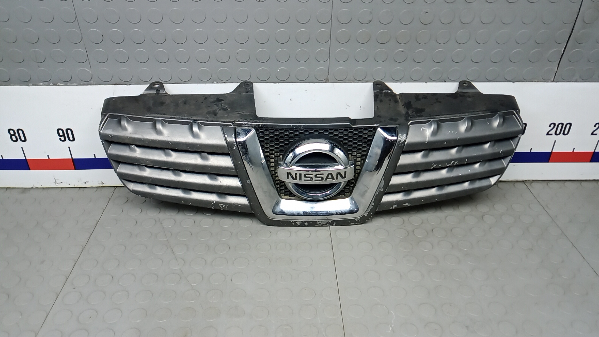 Решетка радиатора Nissan Qashqai J10