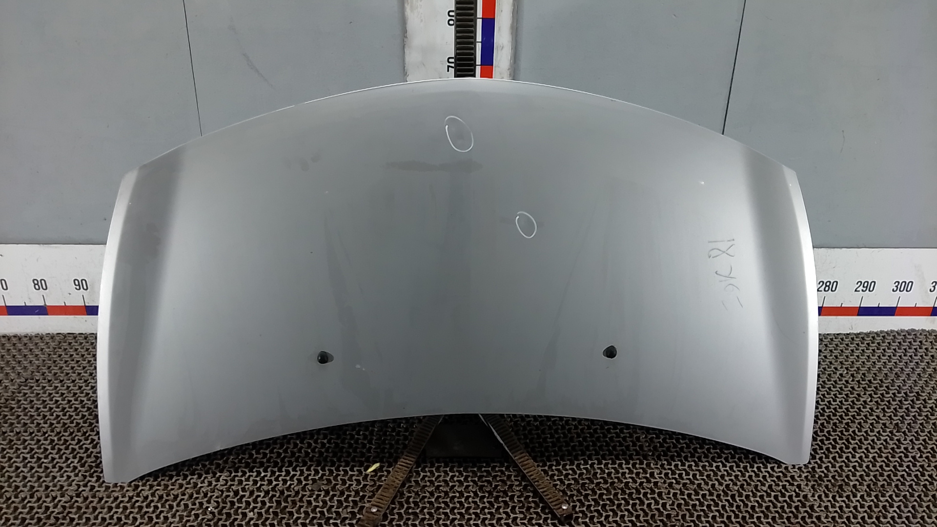Капот Renault Clio 3