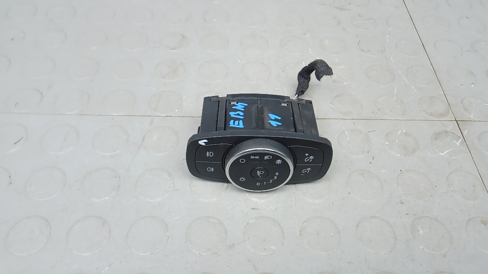 Переключатель света Ford Focus 4
