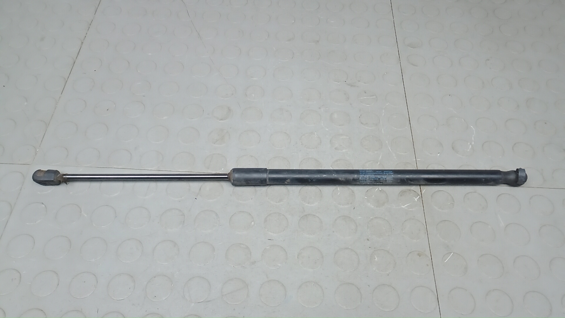 Амортизатор 3-5 двери Volkswagen Passat B8