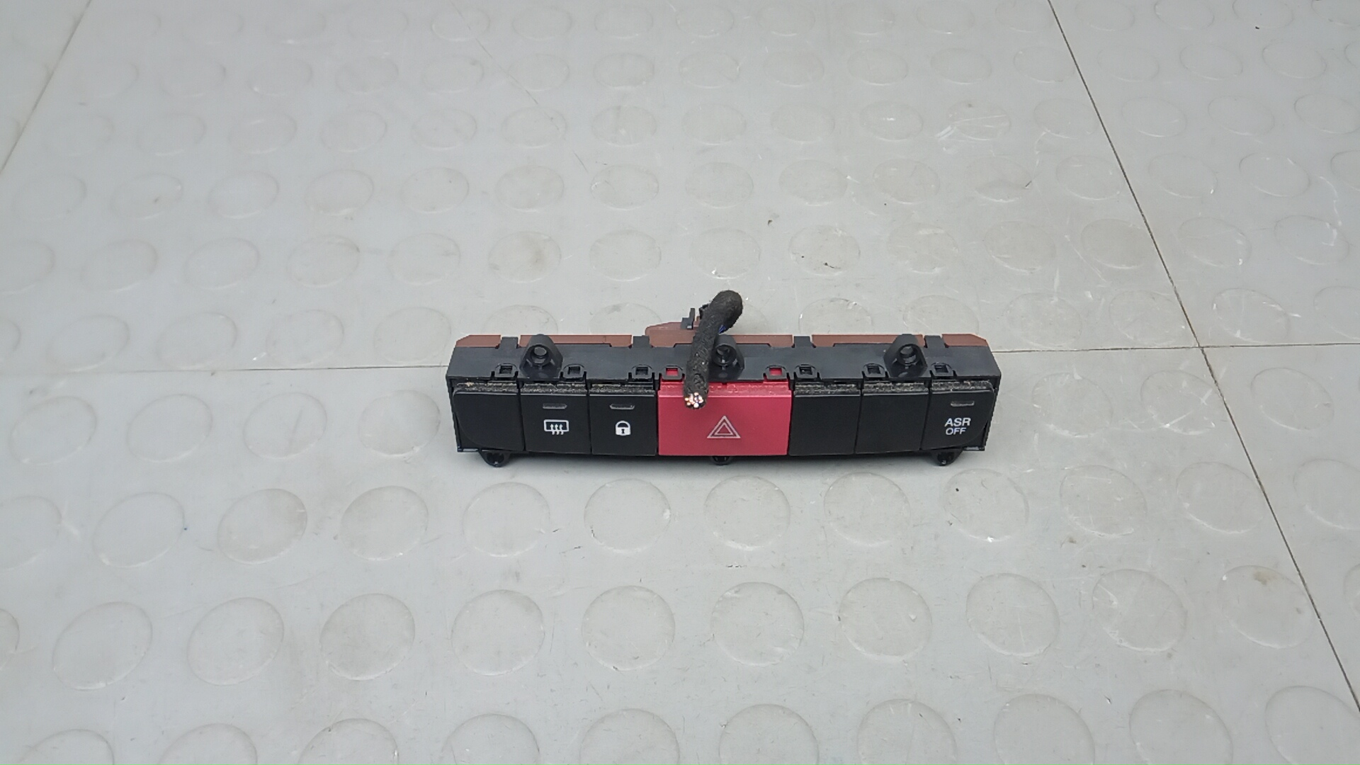 Кнопка аварийки Peugeot Boxer 3