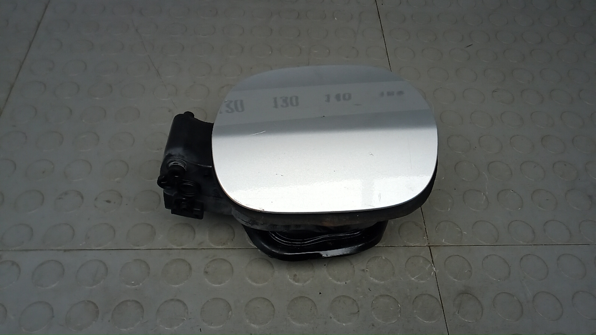 Лючок бака Ford Focus 4