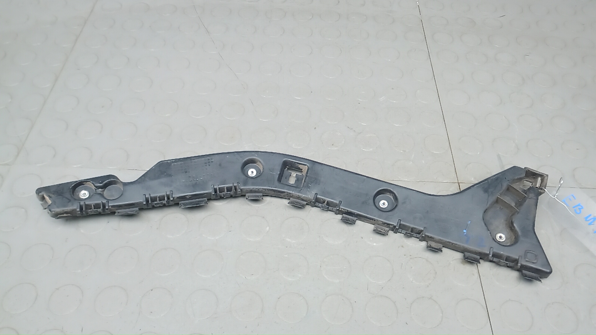 Крепление бампера заднее Ford Focus 4